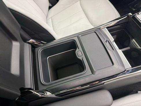 Used 2024 Land Rover Range Rover Sport Dynamic SE image 31