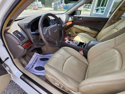 Used 2009 INFINITI G37 x Sedan w/ Premium Pkg AWD/4WD image 9