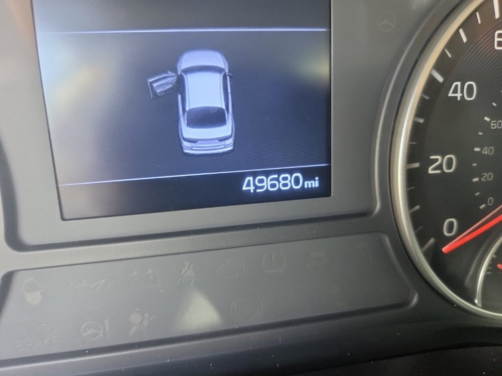 Used 2019 Kia Optima LX FWD image 9