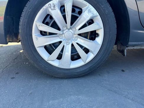 Used 2018 Subaru Impreza 2.0i image 24