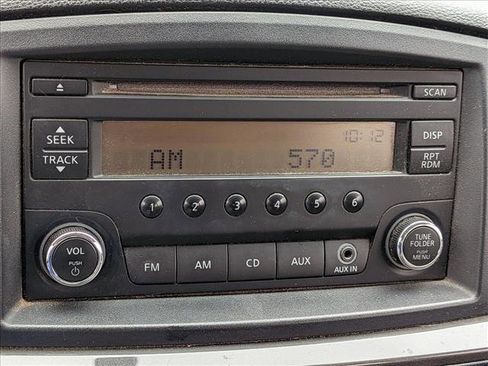 Used 2015 Nissan Quest S FWD image 11