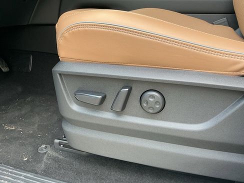 New 2026 INFINITI QX80 Luxe image 21