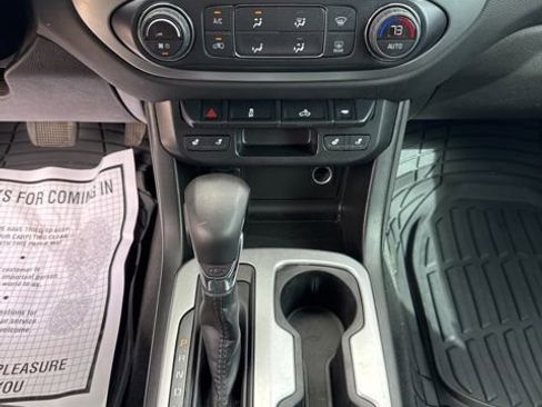 Used 2022 Chevrolet Colorado LT w/ Redline Special Edition image 21