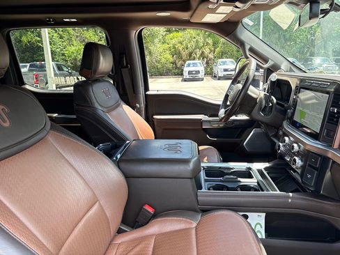 Used 2023 Ford F250 King Ranch w/ FX4 Off-Road Package AWD/4WD image 40