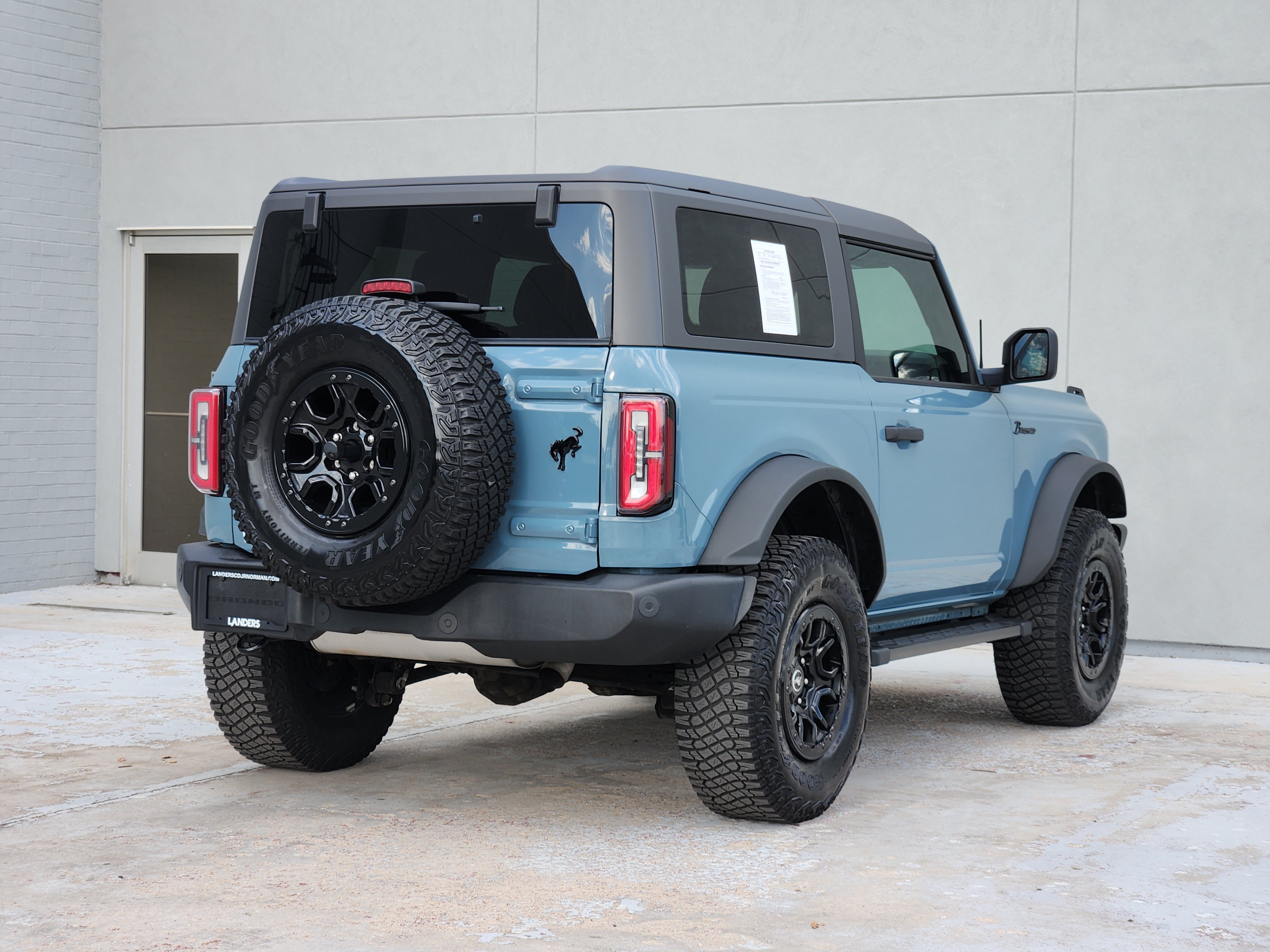 Used 2023 Ford Bronco Wildtrak AWD/4WD image 8