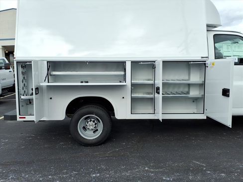 New 2025 Chevrolet Express 3500 w/ Power Convenience Package RWD image 15