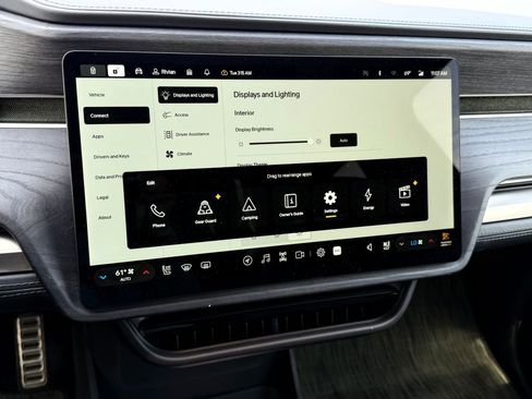 Used 2023 Rivian R1S Adventure AWD/4WD image 35