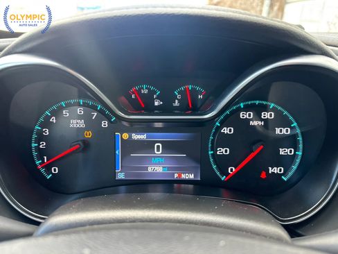 Used 2014 Chevrolet Impala LT w/ Convenience Package image 23