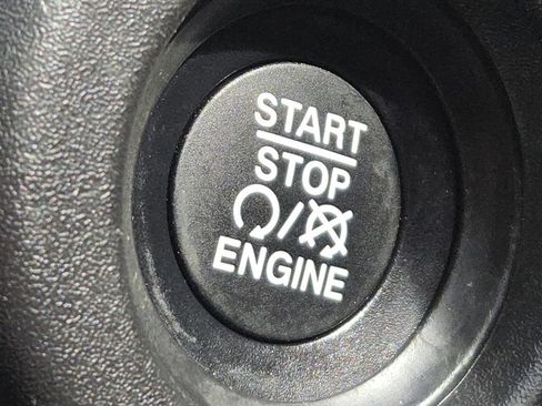 Used 2024 RAM ProMaster 2500 image 29