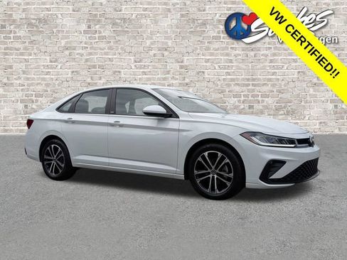 Certified 2026 Volkswagen Jetta Sport FWD image 2