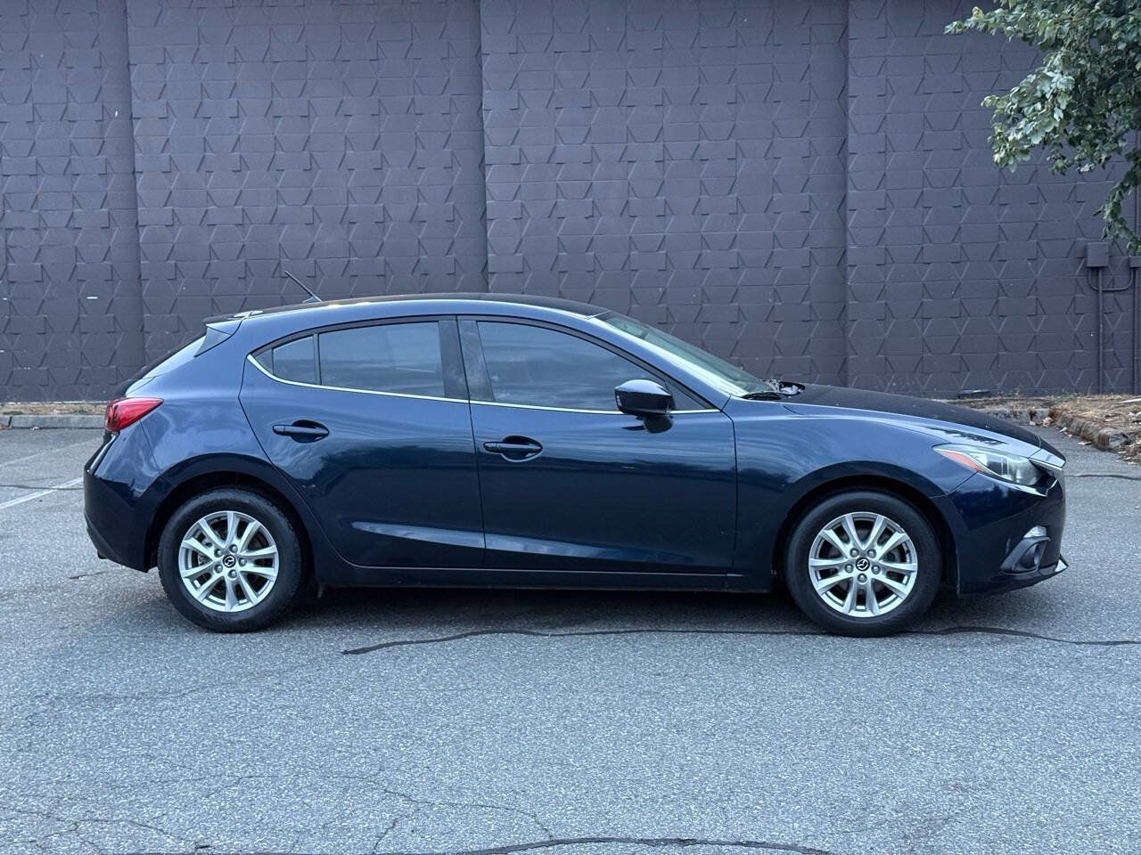 Used 2015 MAZDA MAZDA3 i Touring FWD image 4