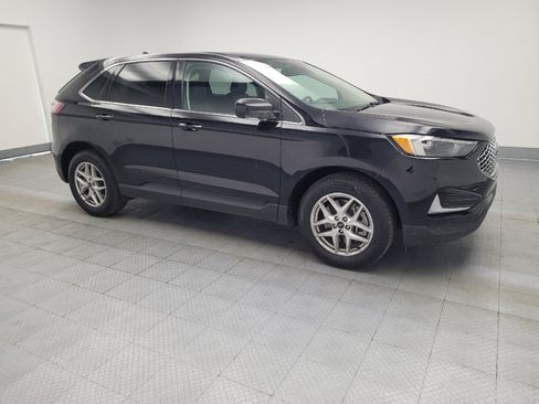 Used 2023 Ford Edge SEL image 11