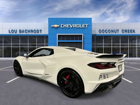 Used 2025 Chevrolet Corvette E-Ray AWD/4WD image 6