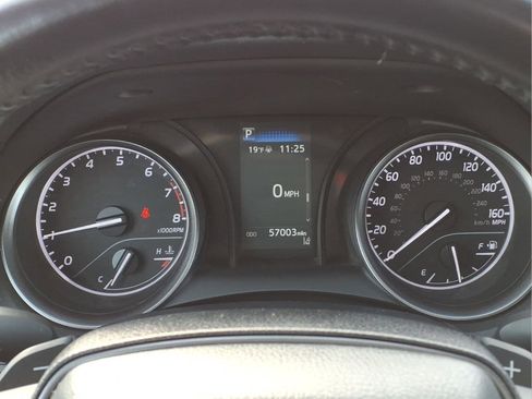 Used 2024 Toyota Camry SE image 14