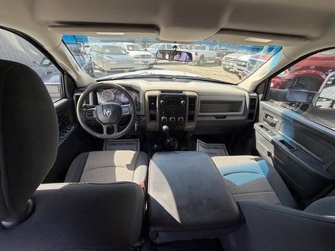 Used 2012 RAM 3500 ST w/ ST Decor Group AWD/4WD image 12