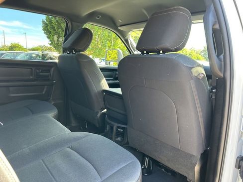 Used 2024 RAM 2500 Tradesman w/ Chrome Appearance Group image 42