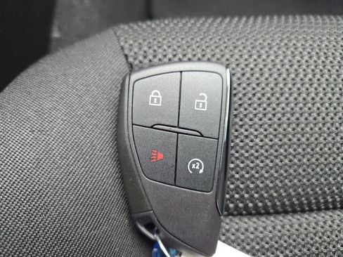 New 2026 GMC Canyon Elevation w/ Convenience Package image 33