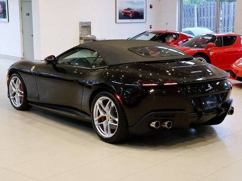 Certified 2025 Ferrari Roma Spider RWD image 2