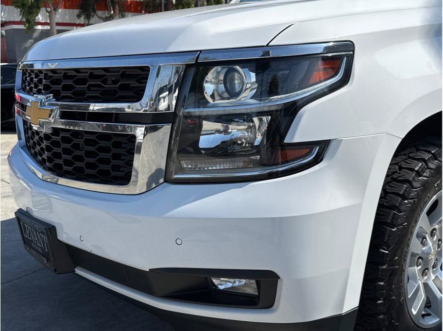 Used 2019 Chevrolet Suburban LT AWD/4WD image 10