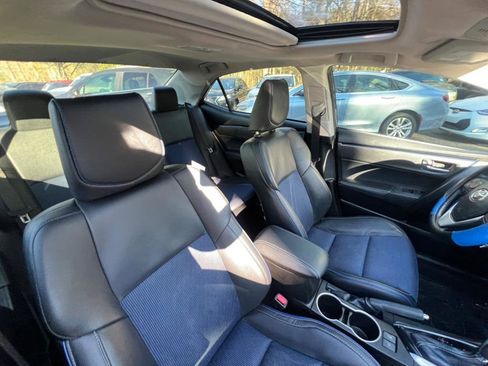 Used 2019 Toyota Corolla SE image 20