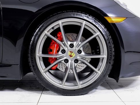 Certified 2025 Porsche 718 Cayman S image 28