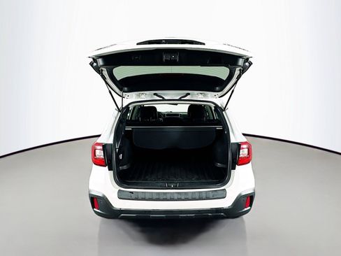 Used 2018 Subaru Outback 2.5i Limited AWD/4WD image 27