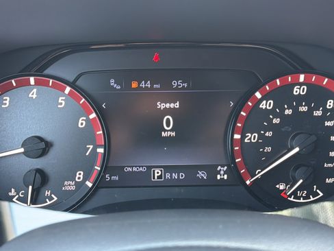 New 2026 Nissan Frontier PRO-4X w/ Tow Package AWD/4WD image 40