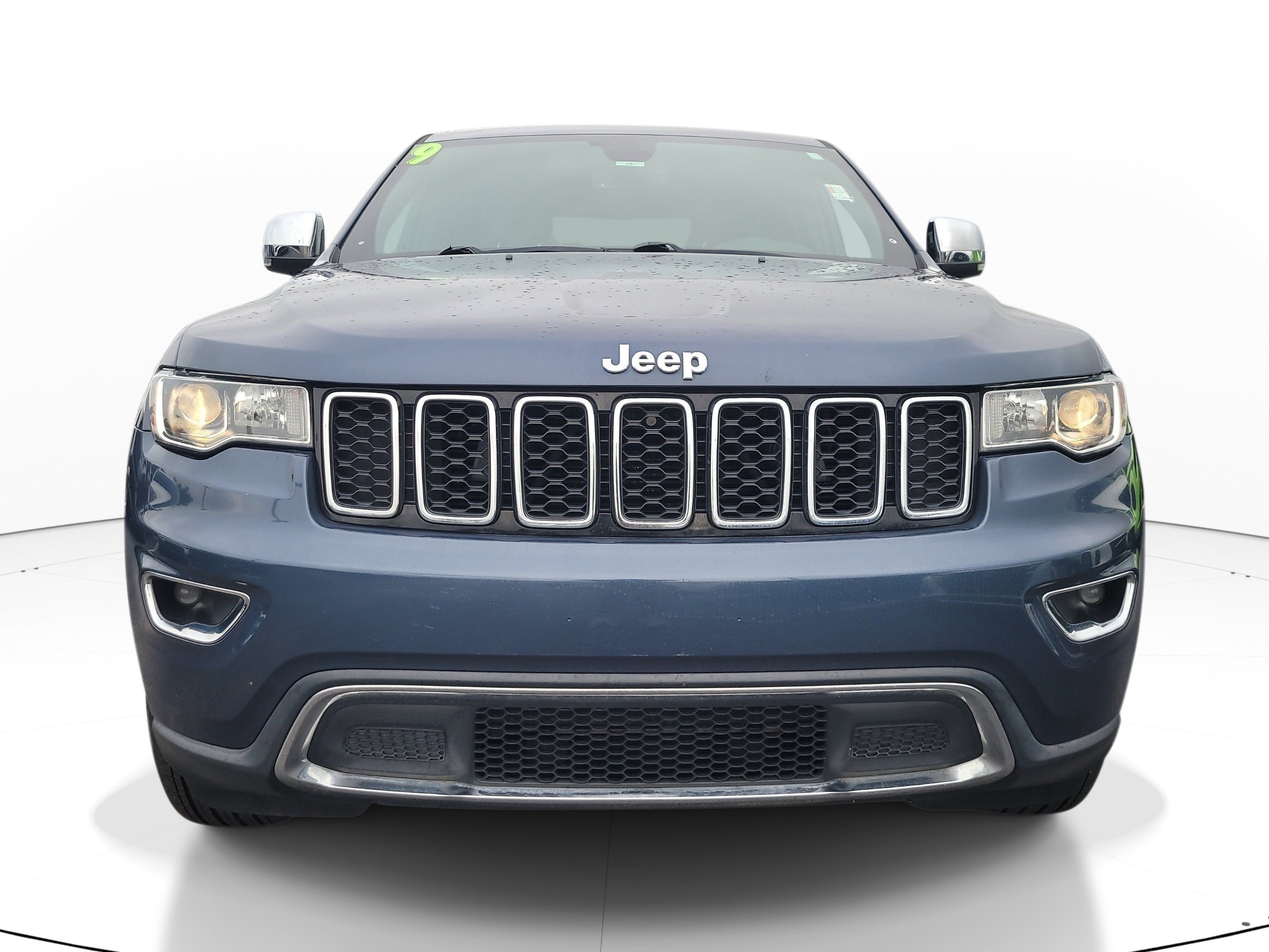 Used 2019 Jeep Grand Cherokee Limited AWD/4WD image 2
