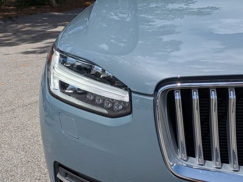 Certified 2023 Volvo XC90 B6 Ultimate w/ Protection Package Premier AWD/4WD image 13