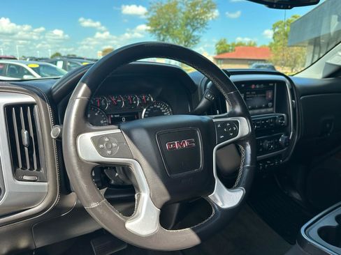 Used 2014 GMC Sierra 1500 SLE w/ SLE Value Package AWD/4WD image 3