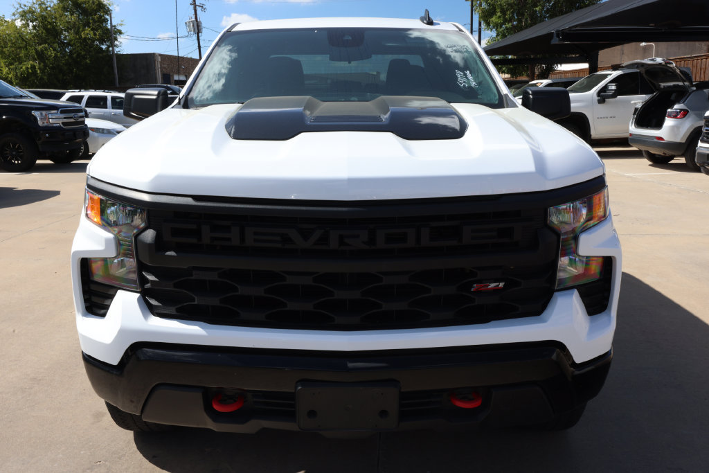 Used 2023 Chevrolet Silverado 1500 Custom Trail Boss AWD/4WD image 2