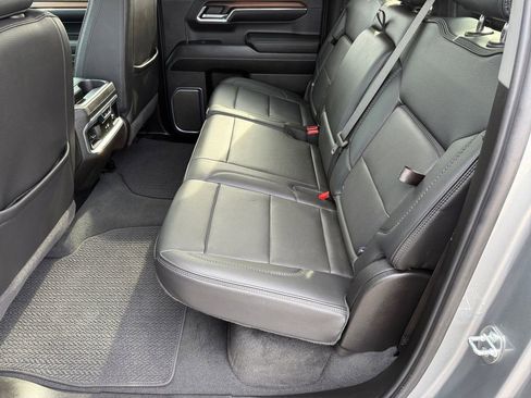 Used 2024 GMC Sierra 1500 Denali AWD/4WD image 11