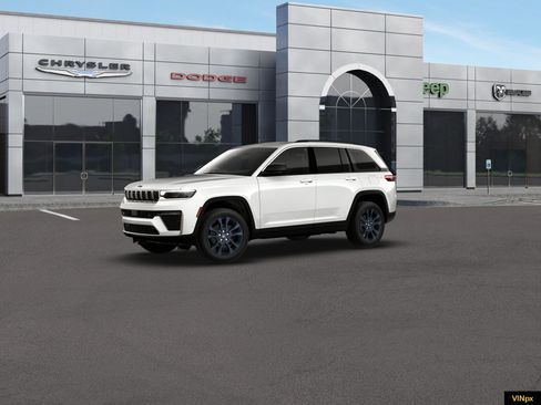 New 2026 Jeep Grand Cherokee Limited AWD/4WD image 2