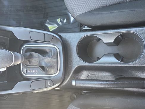 Used 2020 Kia Soul LX FWD image 16