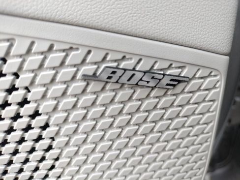 Used 2025 Hyundai Elantra Limited FWD image 9