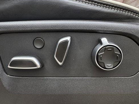 Used 2024 GMC Sierra 2500 Denali Ultimate image 25