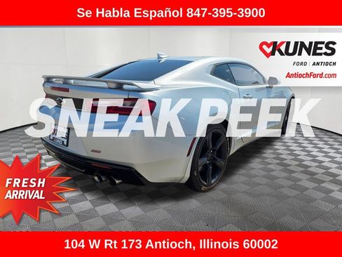 Used 2018 Chevrolet Camaro SS RWD image 9