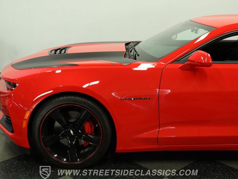 Used 2024 Chevrolet Camaro SS RWD image 23