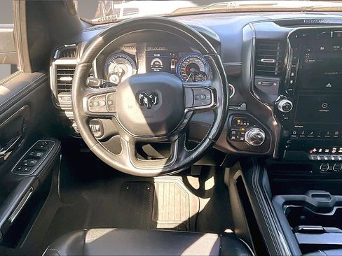 Used 2022 RAM 1500 Limited AWD/4WD image 9