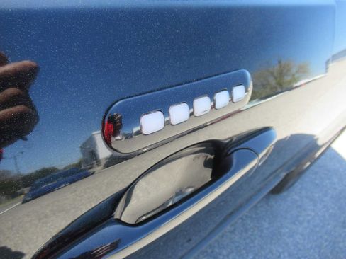 Used 2008 Lincoln MKX AWD image 13