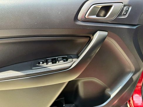 Used 2020 Ford Ranger Lariat w/ Technology Package image 12