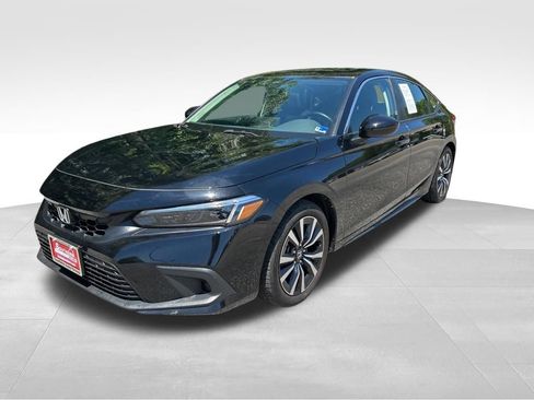 Used 2024 Honda Civic EX-L image 2