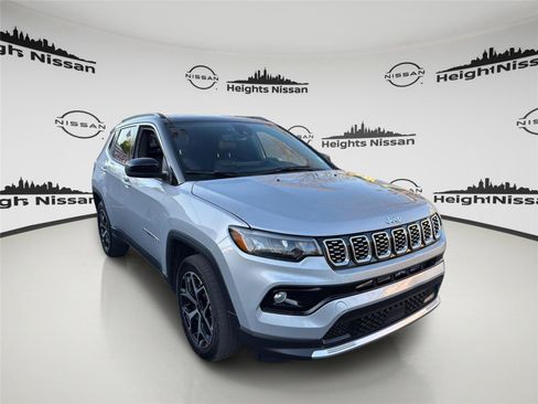 Used 2025 Jeep Compass Limited AWD/4WD image 6