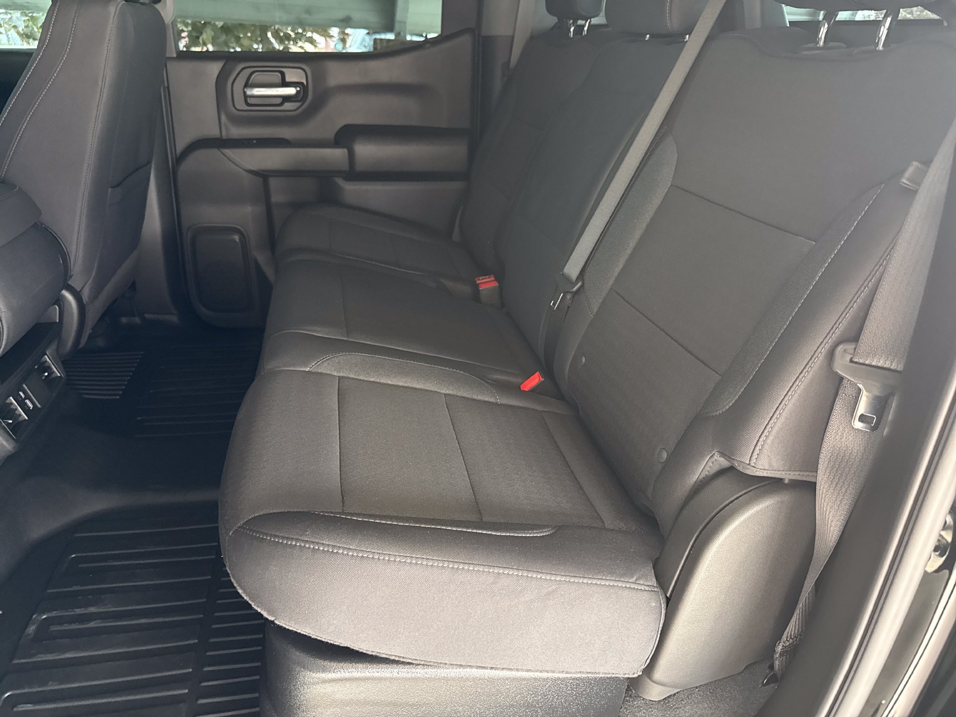 Used 2025 Chevrolet Silverado 1500 Custom Trail Boss AWD/4WD image 19