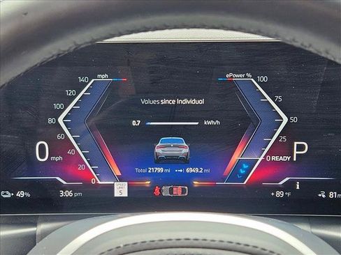 Used 2024 BMW i4 eDrive35 w/ M Sport Package RWD image 11