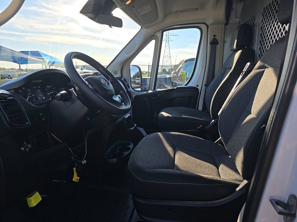 Used 2022 RAM ProMaster 2500 FWD image 5