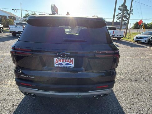 New 2026 Chevrolet Traverse LT image 6