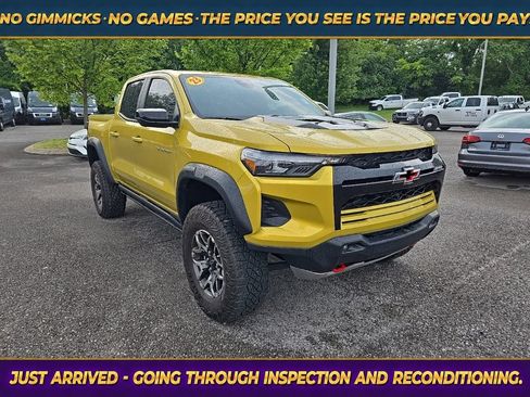 Used 2023 Chevrolet Colorado ZR2 w/ ZR2 Convenience Package III AWD/4WD image 1