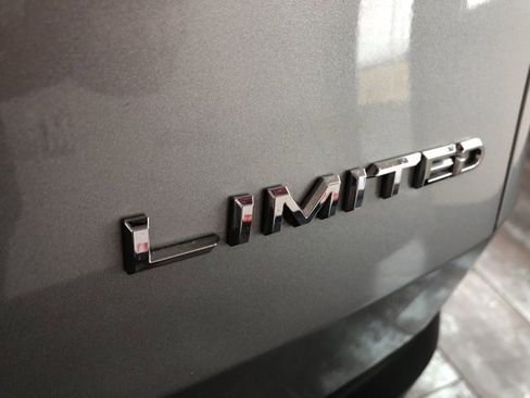 Used 2024 Toyota Grand Highlander Limited image 7