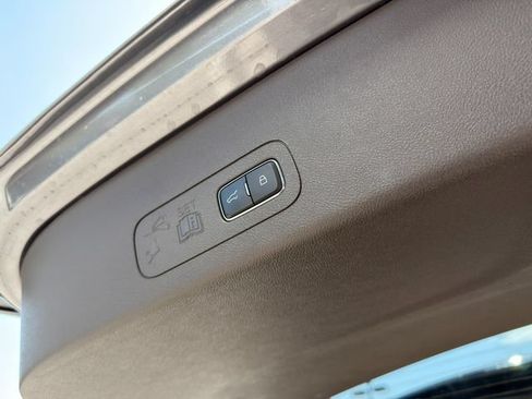 Used 2022 Lincoln Aviator Reserve w/ Equipment Group 201A AWD/4WD image 54